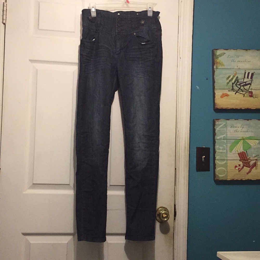 Nine Planet size 9 jeans